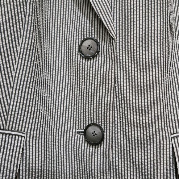 White Gray Seersucker Blazer Jacket Sz10 Kasper Pinstripe Career Corp Preppy Pro - Picture 8 of 16